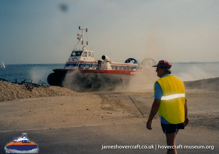 AP1-88 hovercraft promotional day by BHC -  (credit: The <a href='http://www.hovercraft-museum.org/' target='_blank'>Hovercraft Museum Trust</a>).
